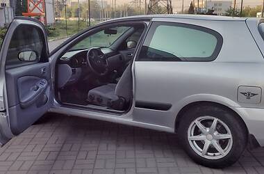 Хэтчбек Nissan Almera 2003 в Запорожье