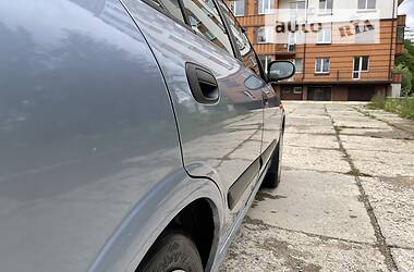 Седан Nissan Almera 2004 в Ивано-Франковске