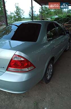 Седан Nissan Almera 2010 в Гайсине