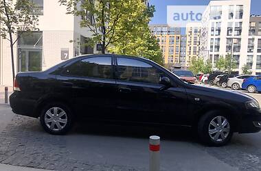 Седан Nissan Almera 2012 в Києві