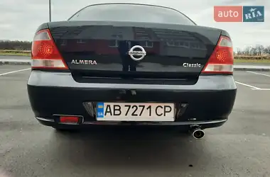 Nissan Almera 2010