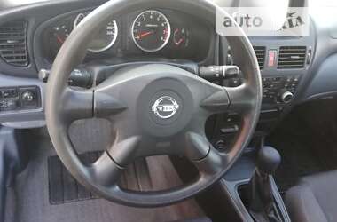 Седан Nissan Almera 2005 в Львове