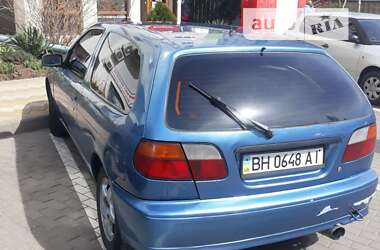 Хетчбек Nissan Almera 1997 в Одесі