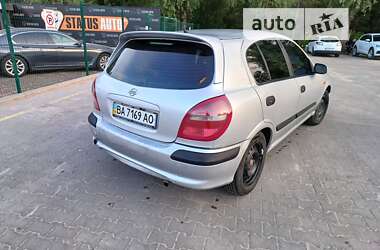 Хетчбек Nissan Almera 2001 в Хмельницькому