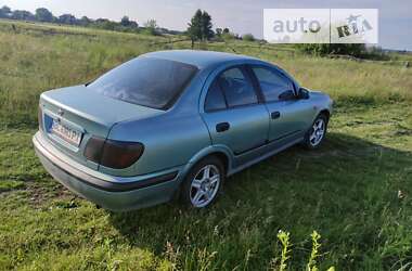 Седан Nissan Almera 2002 в Червонограді