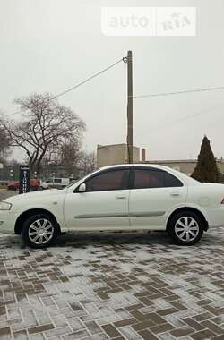 Седан Nissan Almera 2012 в Царичанці