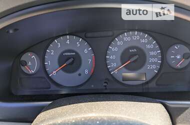 Седан Nissan Almera 2011 в 