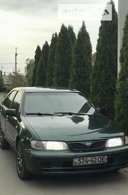 Седан Nissan Almera 1996 в Одесі