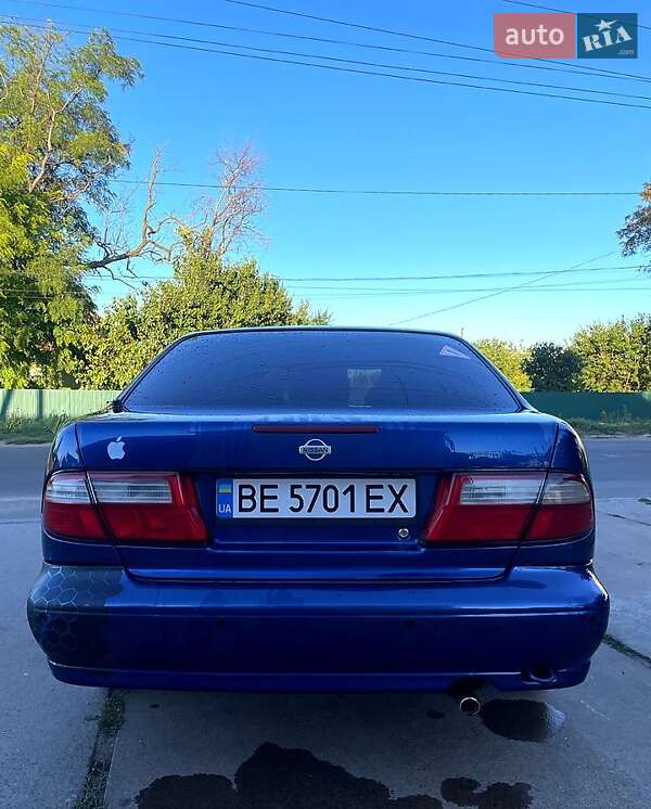 Седан Nissan Almera 1999 в Баштанці