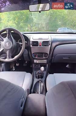 Седан Nissan Almera 2006 в Коломиї