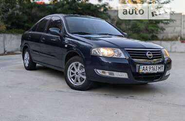 Седан Nissan Almera 2008 в Киеве