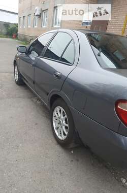 Седан Nissan Almera 2003 в Хмельницком