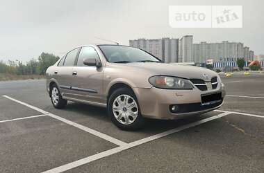 Седан Nissan Almera 2006 в Києві