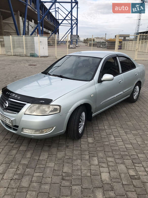 Седан Nissan Almera 2007 в Харькове