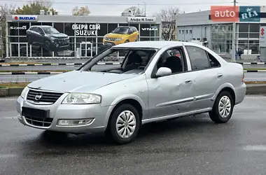 Nissan Almera 2010