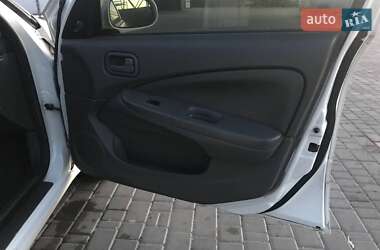 Седан Nissan Almera 2011 в Одессе