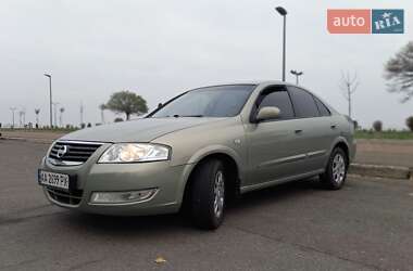 Седан Nissan Almera 2010 в Черкасах