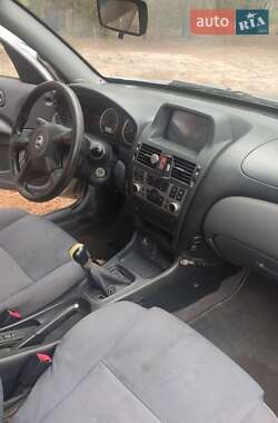 Седан Nissan Almera 2005 в 