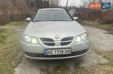 Седан Nissan Almera 2002 в Днепре