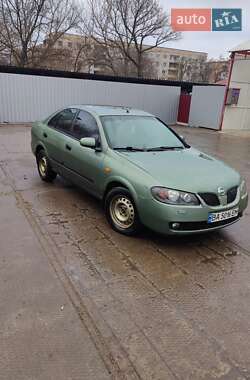 Седан Nissan Almera 2003 в Олександрії