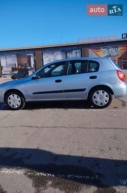 Хетчбек Nissan Almera 2006 в 