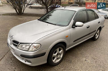 Седан Nissan Almera 2002 в Одесі