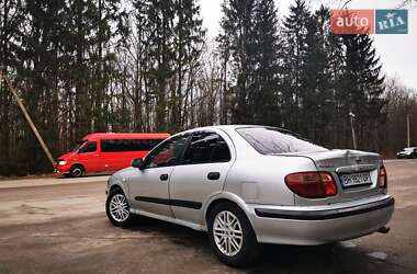 Седан Nissan Almera 2000 в Хмельнике