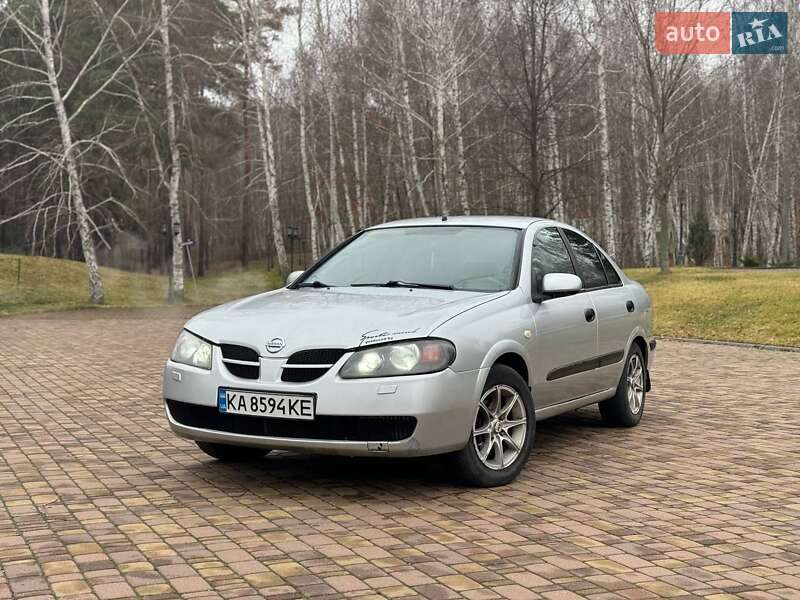 Седан Nissan Almera 2002 в Харкові