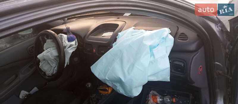 Седан Nissan Almera 2002 в Василькове