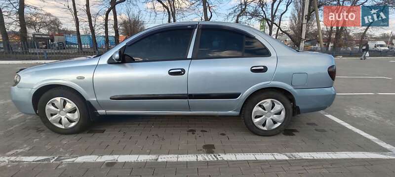 Седан Nissan Almera 2005 в Одесі