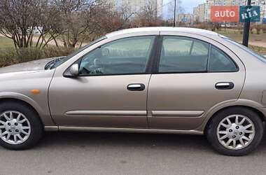 Седан Nissan Almera 2005 в Києві