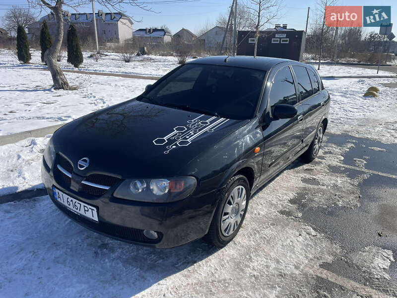 Nissan Almera 2005