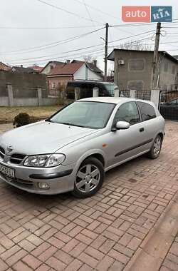 Седан Nissan Almera 2001 в Чернівцях