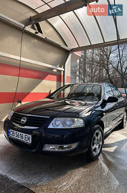 Седан Nissan Almera 2010 в 