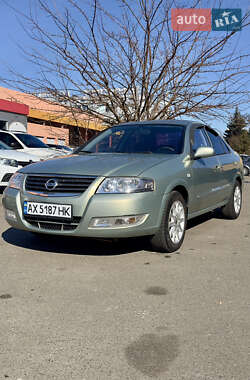 Седан Nissan Almera 2011 в Киеве