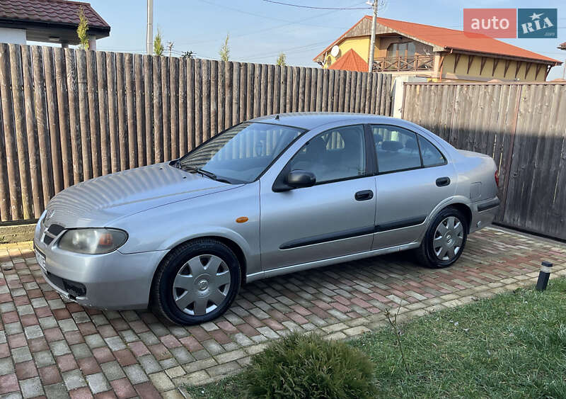 Седан Nissan Almera 2005 в Ужгороді