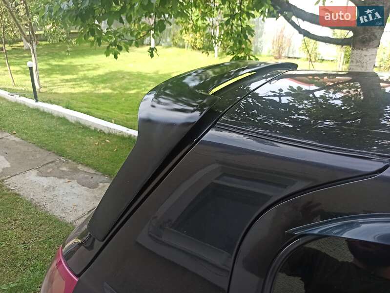 Хэтчбек Nissan Almera 2004 в Калуше