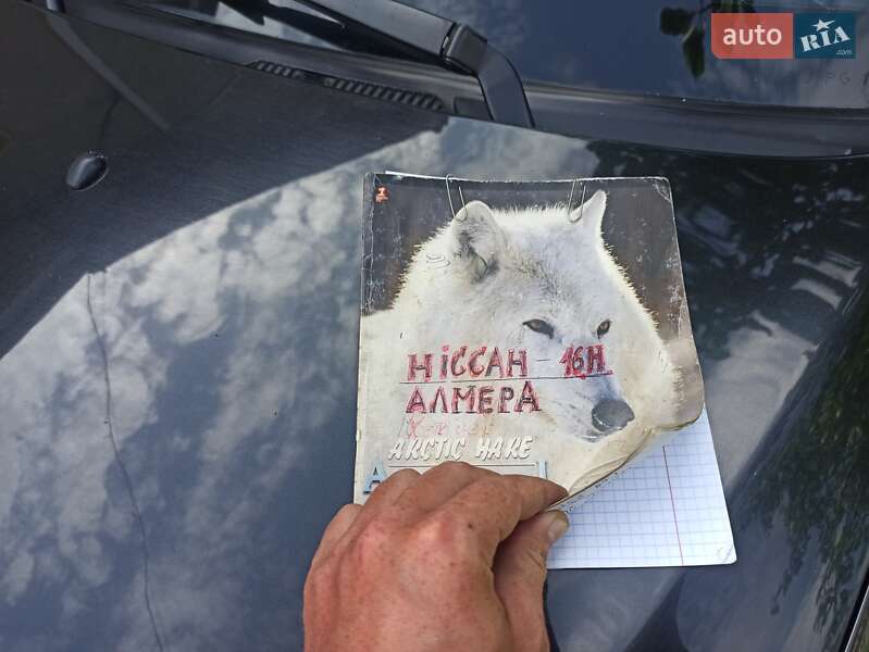 Хэтчбек Nissan Almera 2004 в Калуше