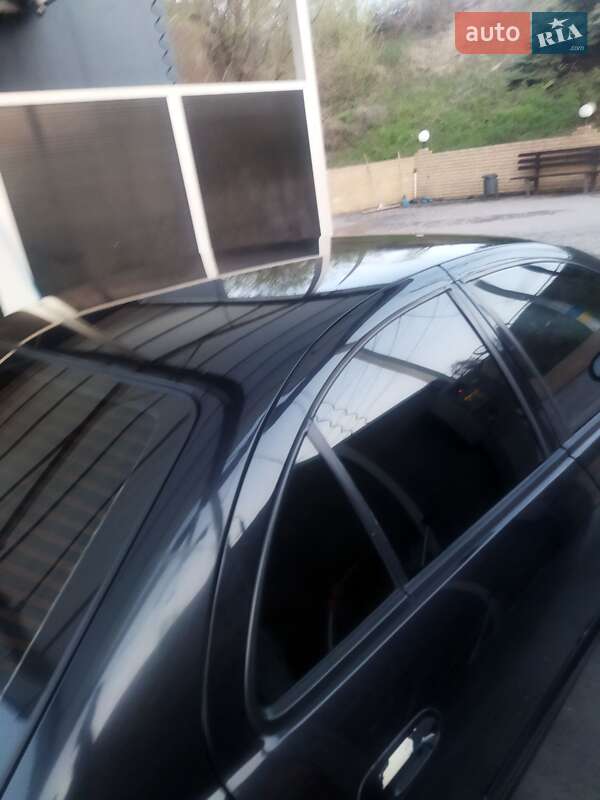 Седан Nissan Almera 2007 в Кривом Роге