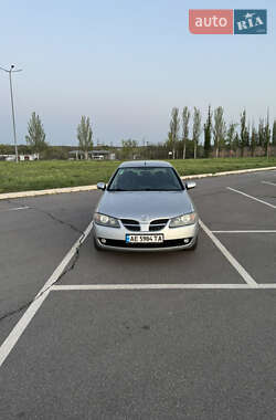 Хэтчбек Nissan Almera 2004 в Кривом Роге