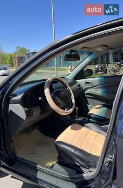 Седан Nissan Almera 2012 в 