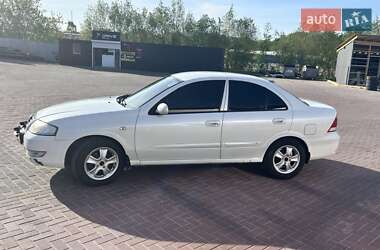 Седан Nissan Almera 2011 в 