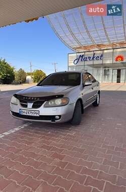 Седан Nissan Almera 2003 в Измаиле