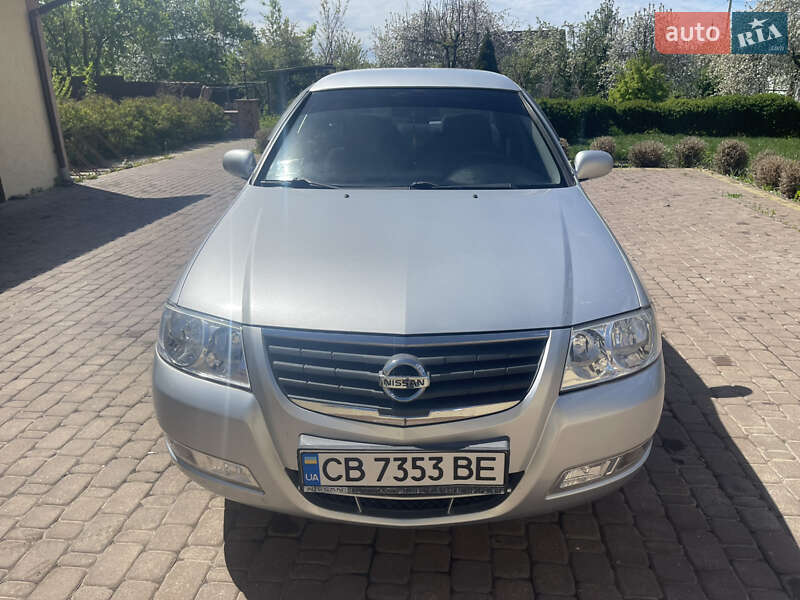 Седан Nissan Almera 2011 в Мене