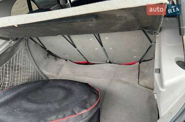 Хэтчбек Nissan Almera 2001 в 