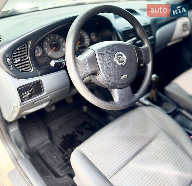 Седан Nissan Almera 2007 в Тетиеве