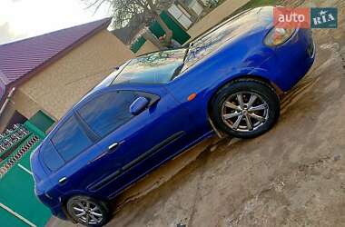 Хэтчбек Nissan Almera 2002 в Болграде