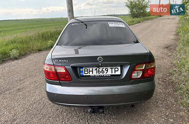 Седан Nissan Almera 2003 в 