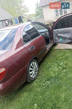 Седан Nissan Almera 2004 в 