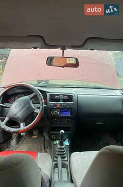 Хэтчбек Nissan Almera 1997 в Запорожье